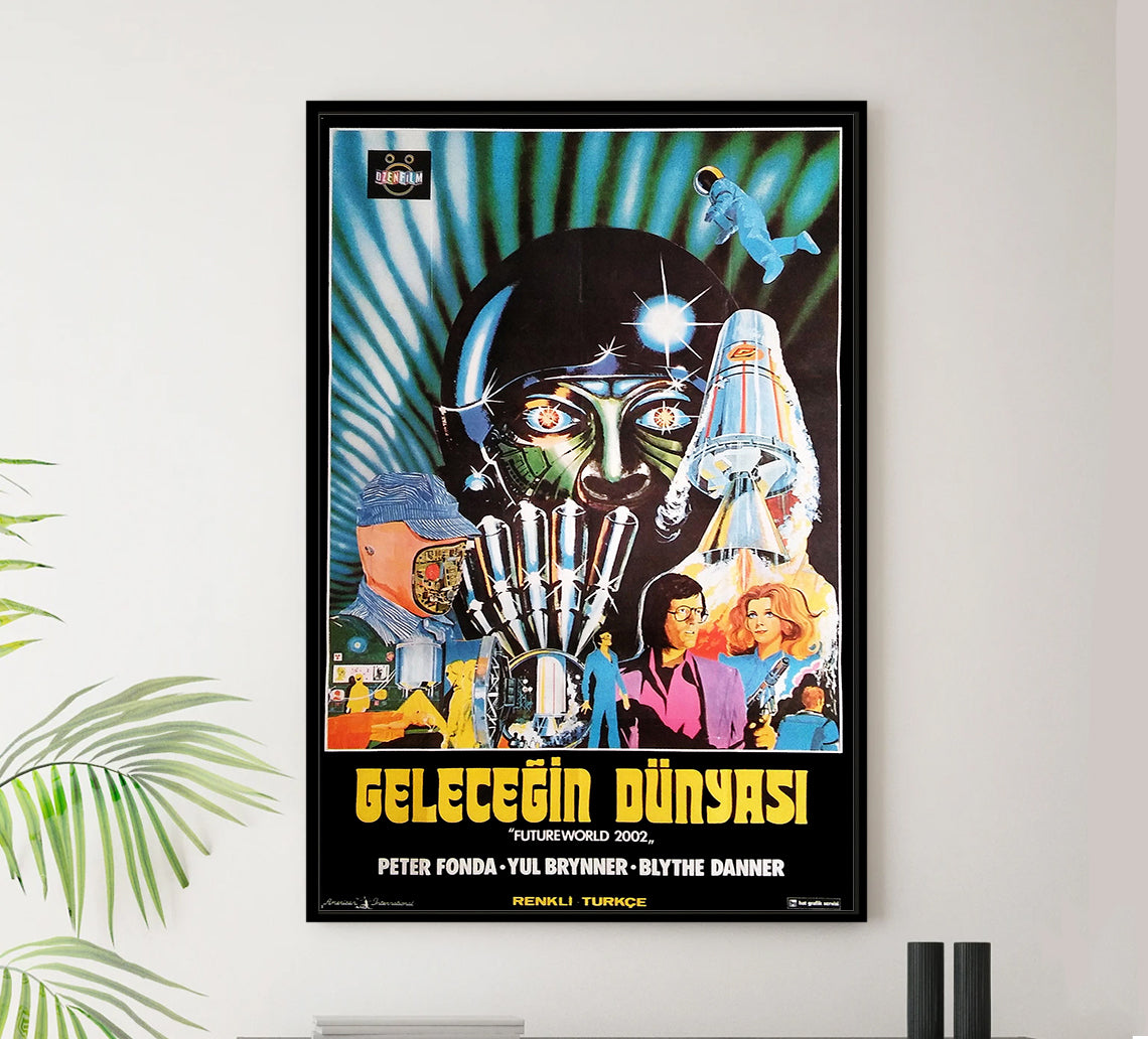 Futureworld 1976 - Turkey - v1 - Classsic Movie Poster